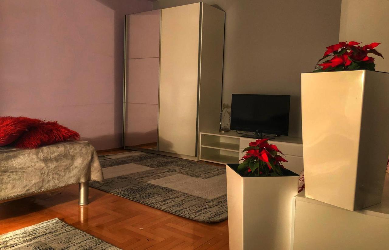 Apartments Near City Center Skopie Exterior foto